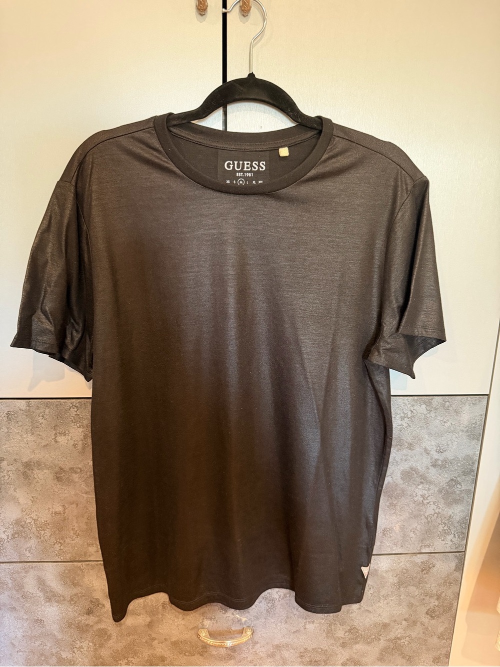 Guess t-shirt